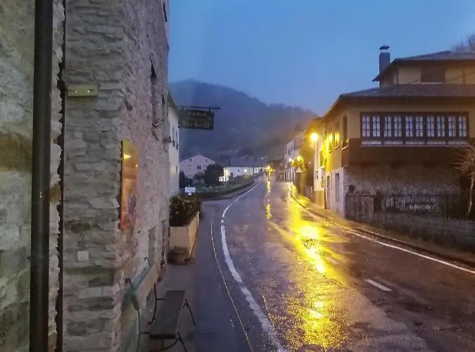 Hotel Rocas Vega de Valcarce